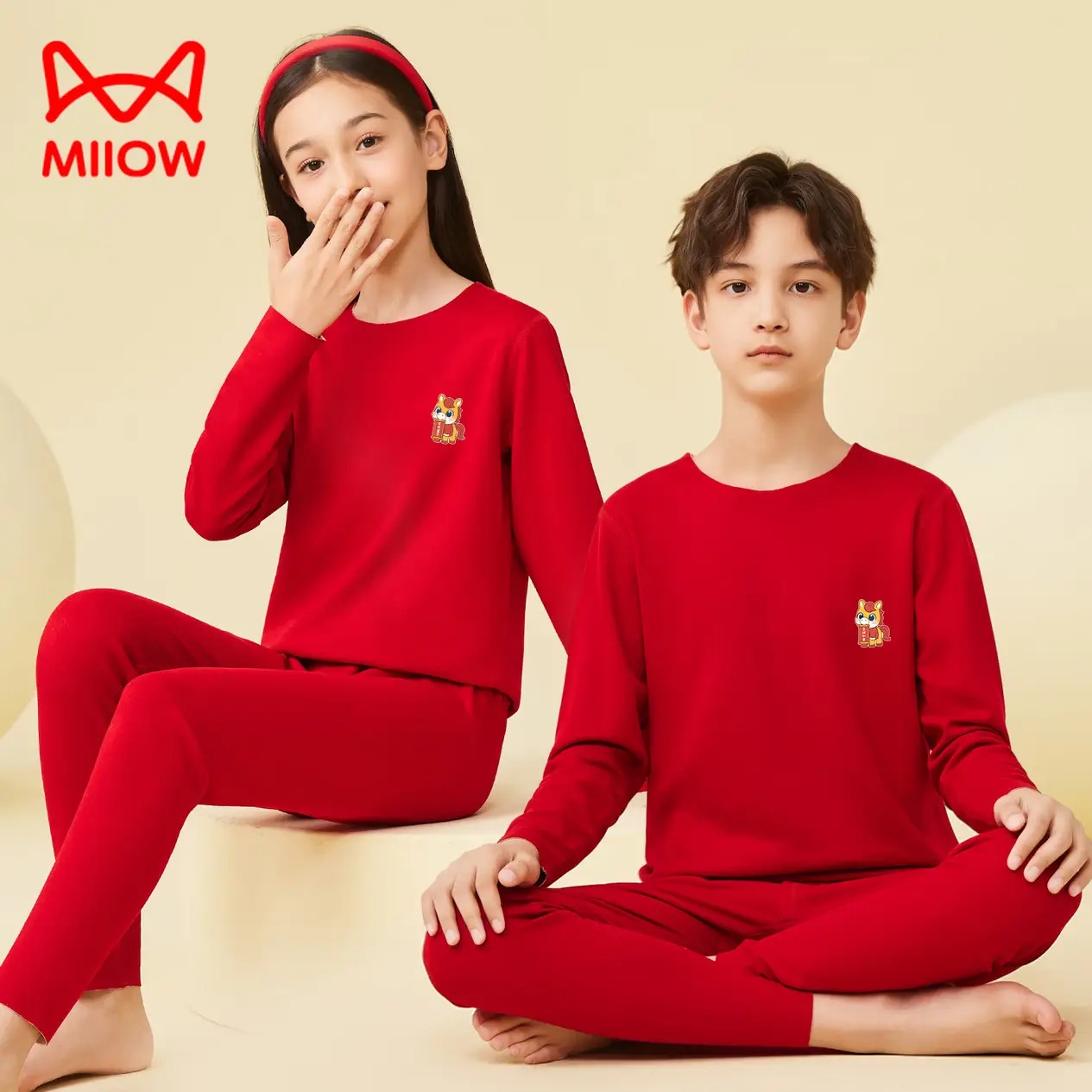 猫人（MiiOW）儿童本命年内衣套装纯棉12岁男童女童大童红色属龙年秋衣秋裤 男童圆领-马年限定 160 建议体重69-99斤